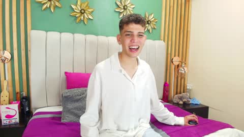 J A S S O N  online show from January 2025 02:04:01 PM