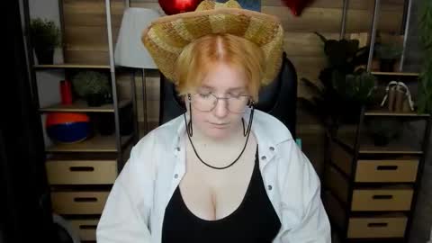 Katerina online show from October 2025 10:23:02 PM