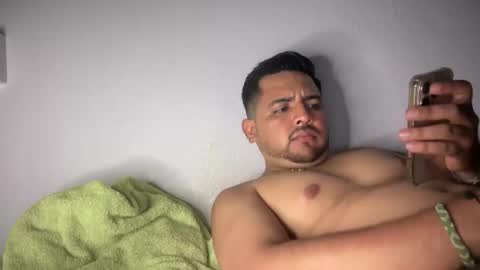 Snapshot of javiermichi chatting on November 2025 05:01:02 AM javiermichi online show from November 2025 05:01:02 AM