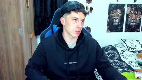 Javier online show from December 2024 10:08:02 PM