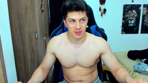 Javier online show from December 2024 12:41:01 AM