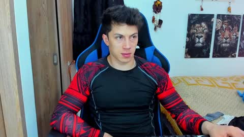 Javier online show from January 2025 06:19:01 PM