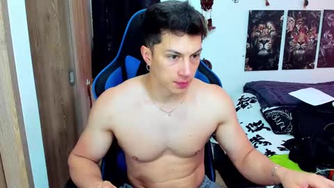 Javier online show from February 2025 04:59:02 PM