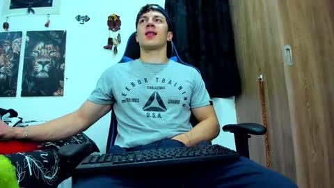 Javier online show from March 2025 04:13:01 AM