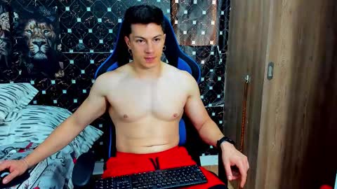 Javier online show from February 2026 06:15:02 PM