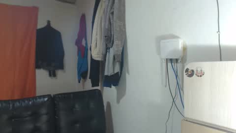 Snapshot of jaxivh16 chatting on October 2025 04:02:01 AM jaxivh16 online show from October 2025 04:02:01 AM