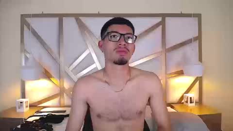 Snapshot of jaxon_carter chatting on September 2025 10:21:02 PM jaxon_carter online show from September 2025 10:21:02 PM