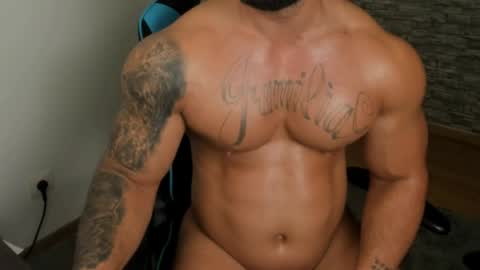 JaxonHunk online show from April 2026 07:49:01 PM