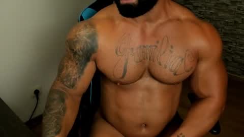 Snapshot of jaxonhunk chatting on July 2026 08:38:01 PM JaxonHunk online show from July 2026 08:38:01 PM