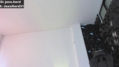 Michael online show from February 2025 03:38:01 PM