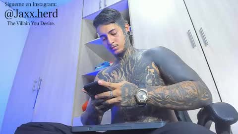 Michael online show from October 2025 02:32:02 PM