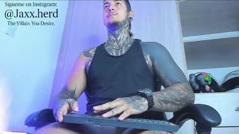 Michael online show from November 2025 11:43:02 AM