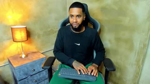 jay jhonson online show from December 2025 04:19:01 AM