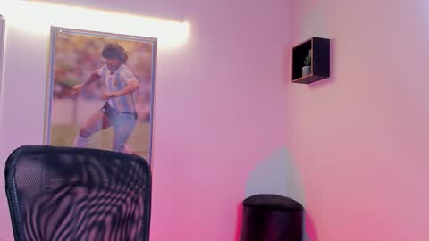 Jay Alvarrez online show from December 2025 06:37:02 PM