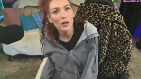 JennyBlighe online show from December 2025 11:49:02 AM