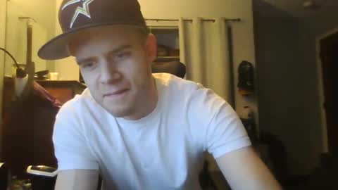 Snapshot of jaybrik92 chatting on April 2026 03:17:02 AM Jlio Delgauto online show from April 2026 03:17:02 AM