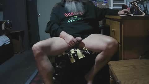 Snapshot of jaycanbefun chatting on October 2025 09:00:01 AM Grand Zaddy or Jay its casual online show from October 2025 09:00:01 AM