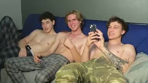 Snapshot of jaycex_69 chatting on December 2024 06:46:02 PM THE HOUSE online show from December 2024 06:46:02 PM