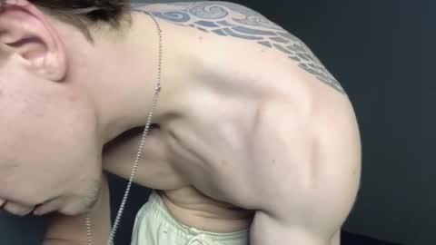 Snapshot of jaycex_69 chatting on January 2025 05:00:02 PM THE HOUSE online show from January 2025 05:00:02 PM