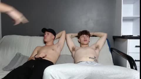 Snapshot of jaycex_69 chatting on January 2025 07:30:01 AM THE HOUSE online show from January 2025 07:30:01 AM