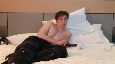 Snapshot of jaycex_69 chatting on February 2025 10:03:02 AM THE HOUSE online show from February 2025 10:03:02 AM