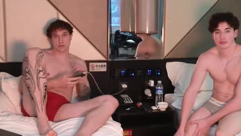 Snapshot of jaycex_69 chatting on February 2025 08:31:02 AM THE HOUSE online show from February 2025 08:31:02 AM