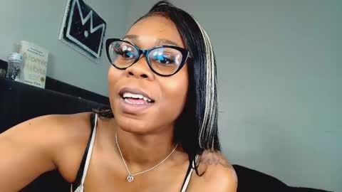 Snapshot of jaydomonique chatting on March 2026 01:53:02 AM Naomiruty online show from March 2026 01:53:02 AM