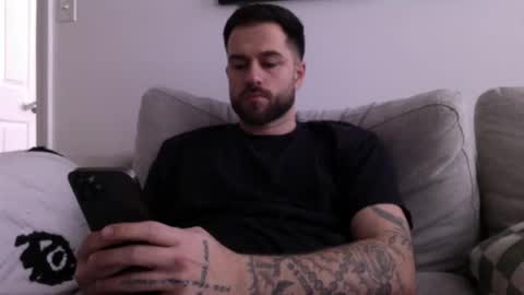 jayg333 online show from April 2026 01:09:02 PM