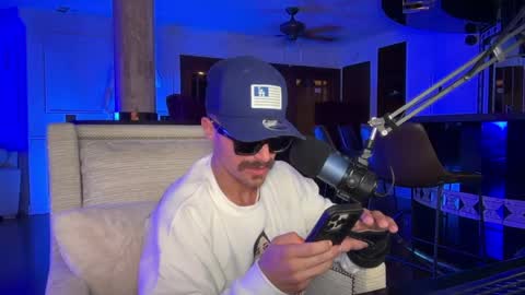 Snapshot of jayromeroxxx chatting on May 2026 03:23:02 AM Jay Romero XXX online show from May 2026 03:23:02 AM