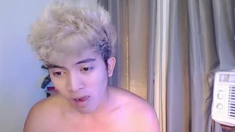 jaysee_hugecox online show from May 2026 01:14:02 AM