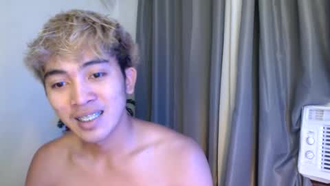 jaysee_hugecox online show from May 2026 07:59:02 AM