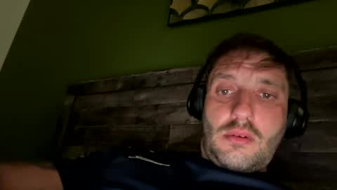 Snapshot of jaysmallzee123 chatting on April 2026 05:43:02 AM jaysmallzee123 online show from April 2026 05:43:02 AM