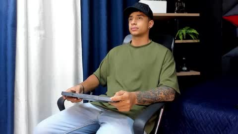 jaze_bradley online show from November 2025 11:32:02 AM