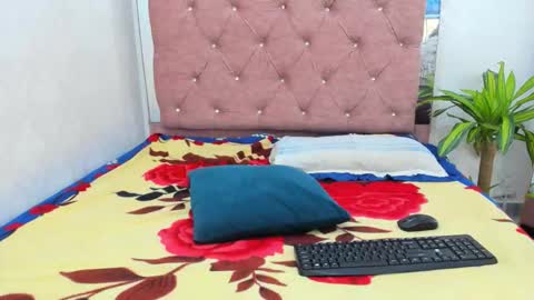 jazmin040_ online show from January 2026 11:49:01 AM