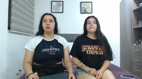 Snapshot of jazmin_dharius chatting on March 2026 01:20:02 AM Jazmin and Scarlett online show from March 2026 01:20:02 AM