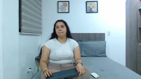 Snapshot of jazmin_dharius chatting on April 2026 09:37:01 AM Jazmin and Scarlett online show from April 2026 09:37:01 AM
