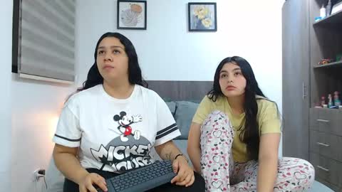 Snapshot of jazmin_dharius chatting on April 2026 07:47:02 AM Jazmin and Scarlett online show from April 2026 07:47:02 AM