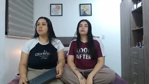 Jazmin and Scarlett online show from May 2026 03:46:02 AM