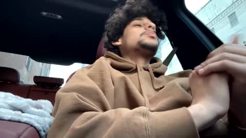 Snapshot of jbloxs chatting on February 2025 09:29:01 PM Royal Family online show from February 2025 09:29:01 PM