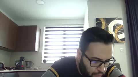 Snapshot of jbon23 chatting on April 2026 08:31:02 AM Josbon23 online show from April 2026 08:31:02 AM