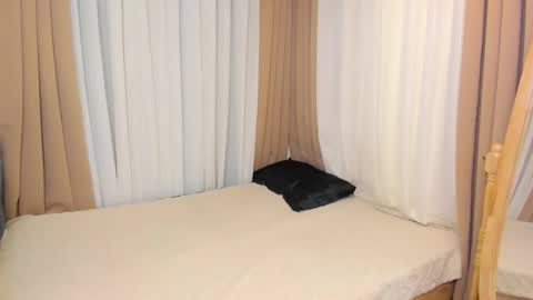 Snapshot of jchugecock chatting on December 2025 08:50:02 PM jchugecock online show from December 2025 08:50:02 PM