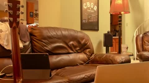 Snapshot of jdineuless chatting on October 2025 06:26:02 PM JDinEuless online show from October 2025 06:26:02 PM