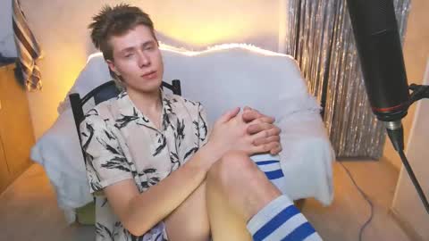 Angel online show from March 2025 06:11:02 PM