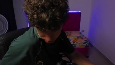 Snapshot of jean_burns chatting on February 2026 09:22:02 PM jean_burns online show from February 2026 09:22:02 PM