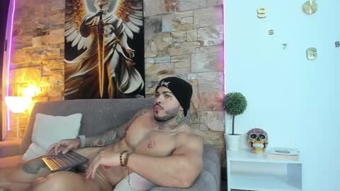 Snapshot of jean_lopez chatting on September 2025 03:55:02 AM Jean axelcrow Modelo Independiente online show from September 2025 03:55:02 AM