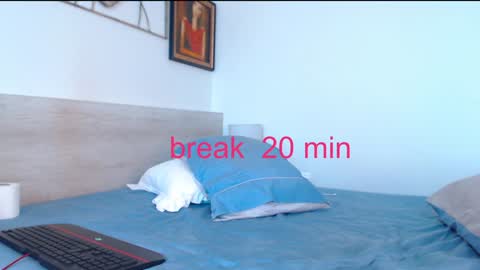 Snapshot of jean_mokujin chatting on January 2025 06:28:02 AM Akila and Daria online show from January 2025 06:28:02 AM