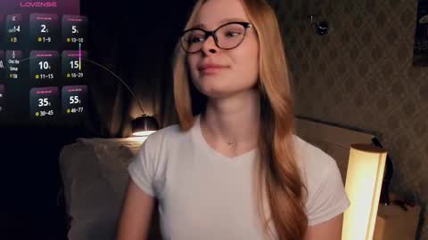 Jenny online show from October 2025 07:27:02 AM