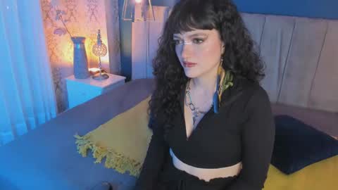 Jean online show from October 2025 08:09:02 PM