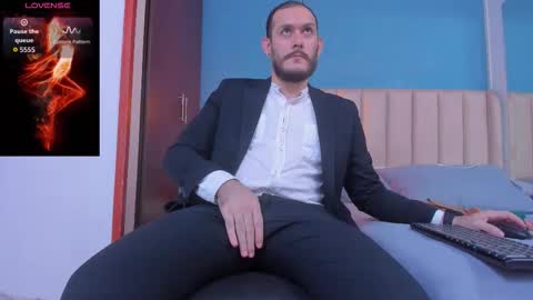 Snapshot of jeanpiere02 chatting on November 2025 03:42:02 AM Jeanpiere online show from November 2025 03:42:02 AM