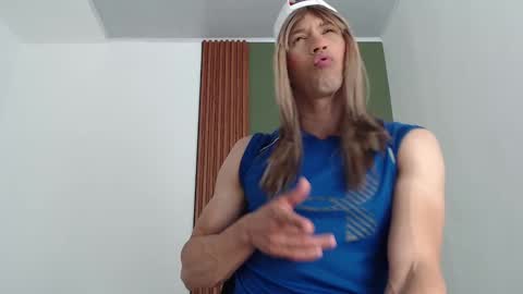 Snapshot of jeanys_sneider chatting on February 2025 12:32:01 AM Jeays online show from February 2025 12:32:01 AM